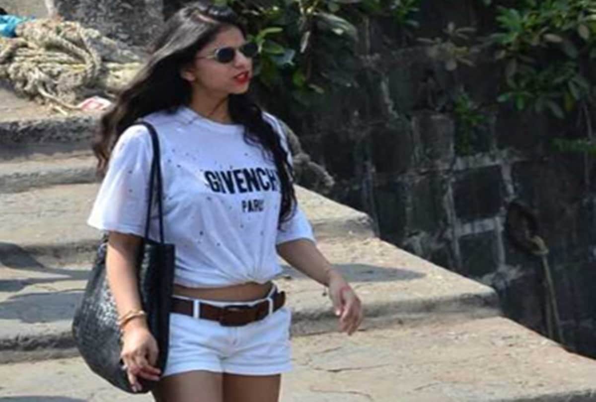 shahrukh khan daughter suhana khan 18 viral photos from bikini to affairs that can shock you