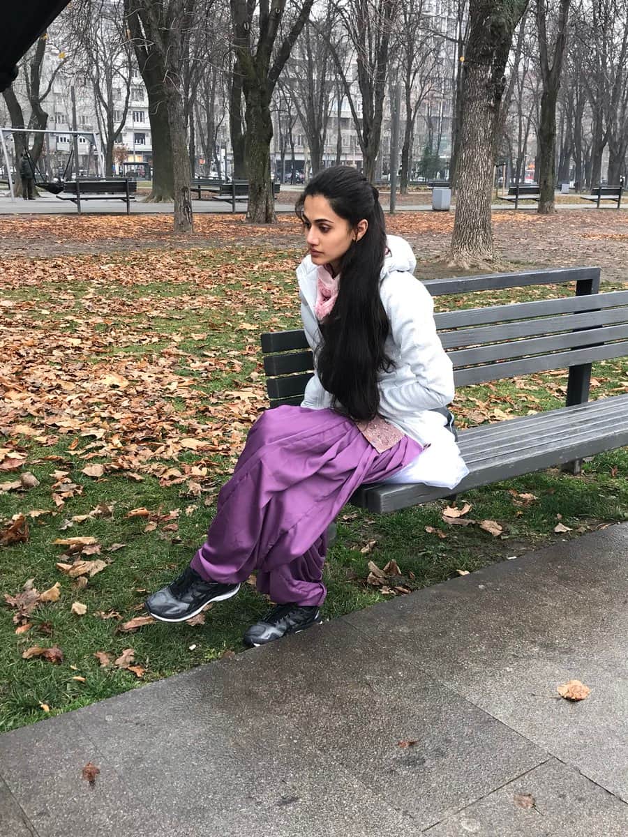 Taapsee Pannu Trolled On New Year Picture
