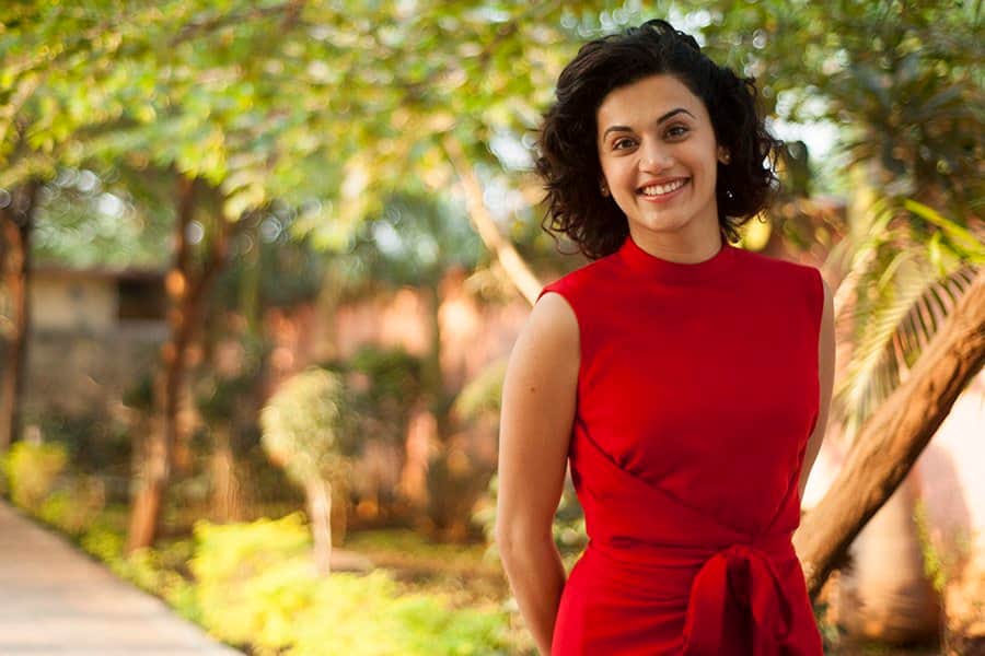 Taapsee Pannu Trolled On New Year Picture