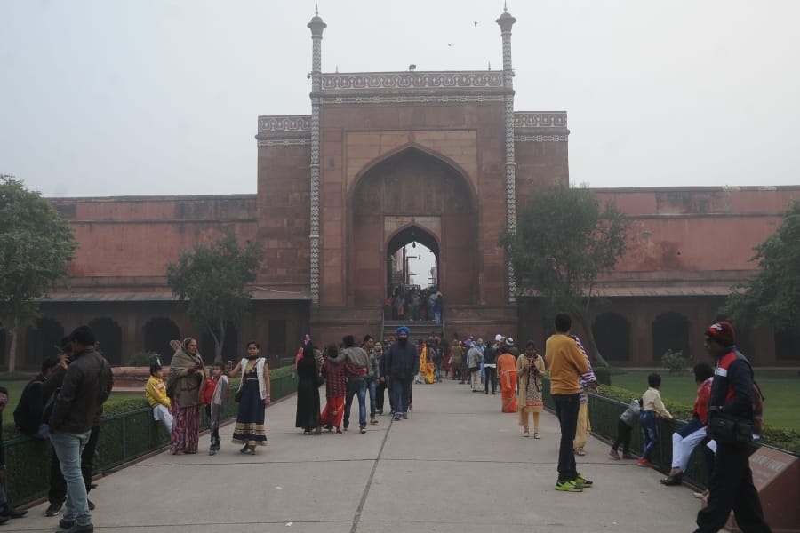 tajmahal southern gate will be closed