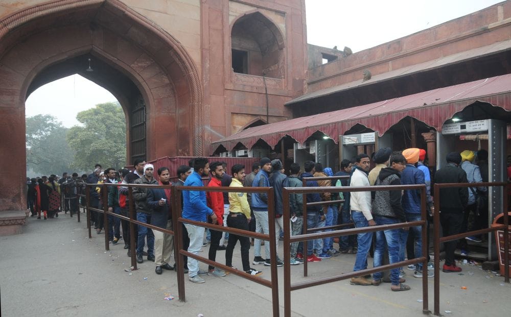 security negligence at taj mahal as bollard not working