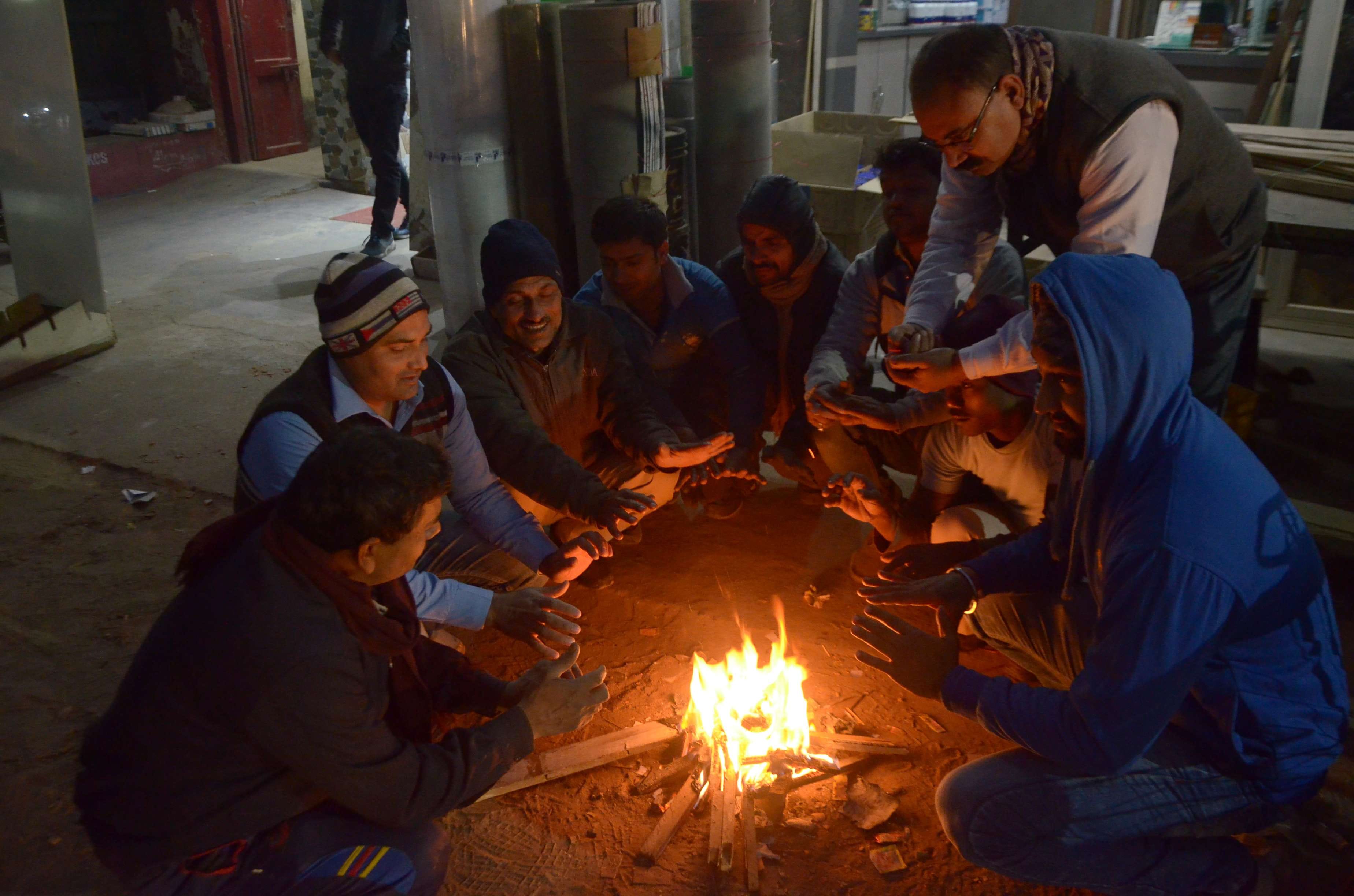 relief from bitter cold weather and fog in uttarakhand