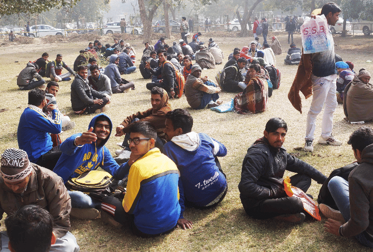 Mphill, btech degree holders applied for peon posts