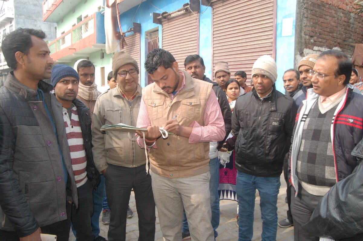 सड़कों की गुणवता जांचने आई लोकायुक्त टीम