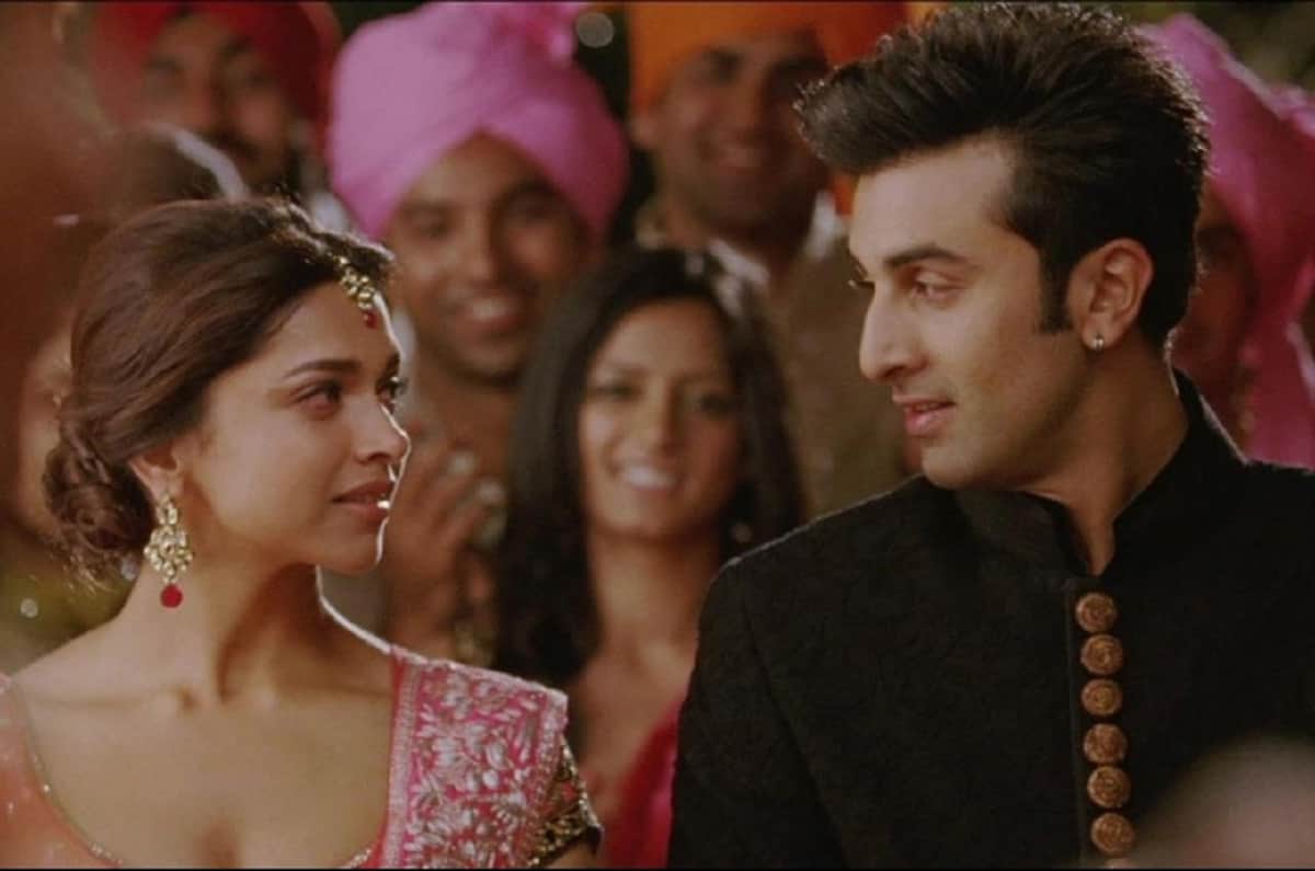 Bollywood actress Deepika Padukone 100 million club films