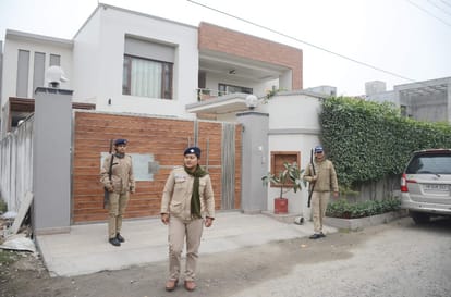 income tax raid in haldwani central hospital and honours house