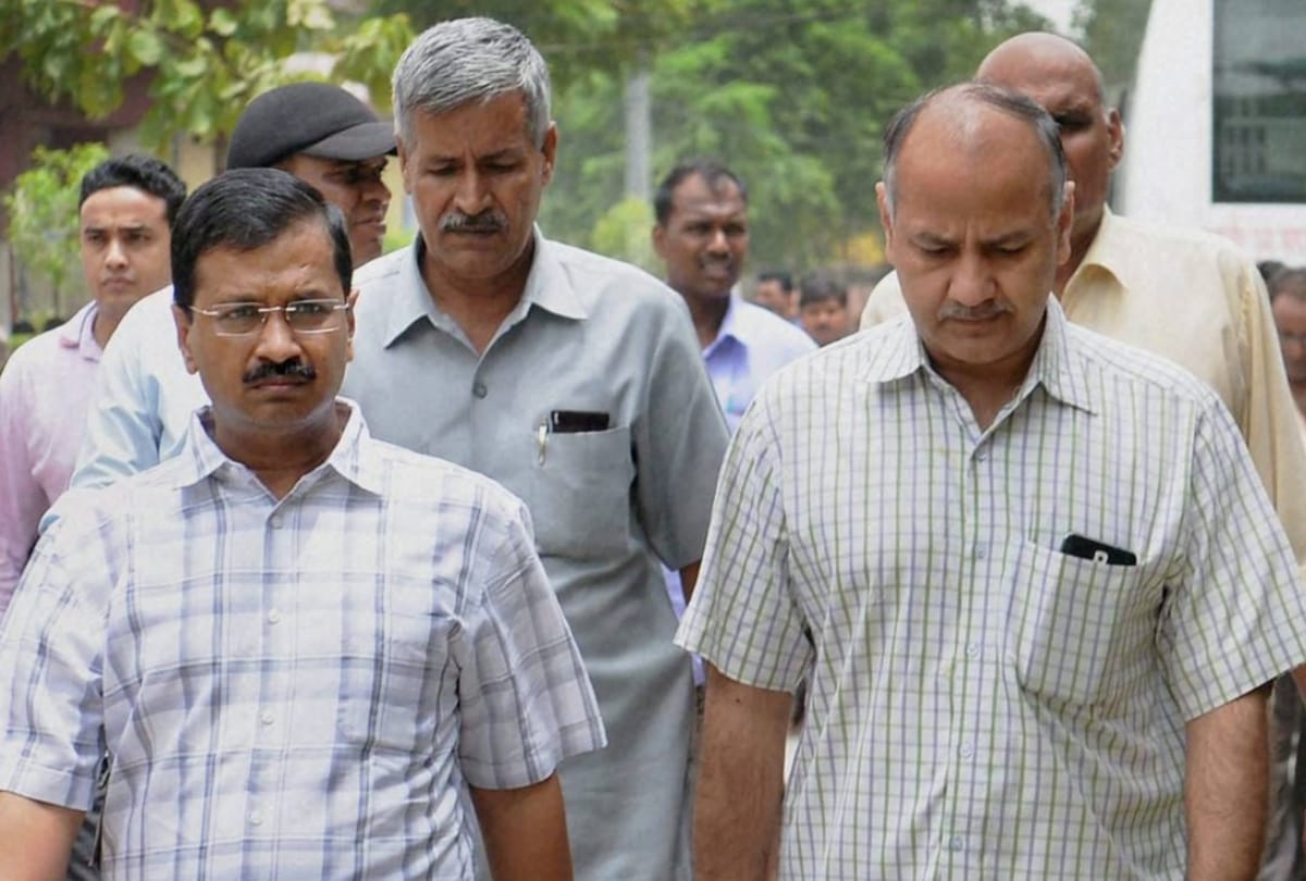 six consequences on kejriwal government after disqualification of aap 20 mlas by election commission