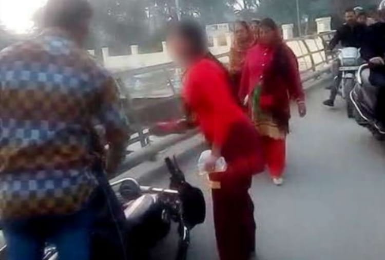  tampering with tourist girl from haryana in rishikesh