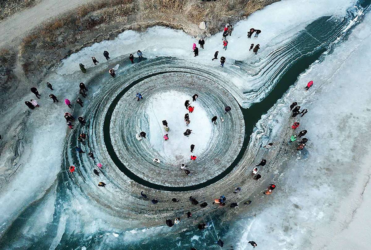 Tourist Here come for looking The mysterious circle of ice 
