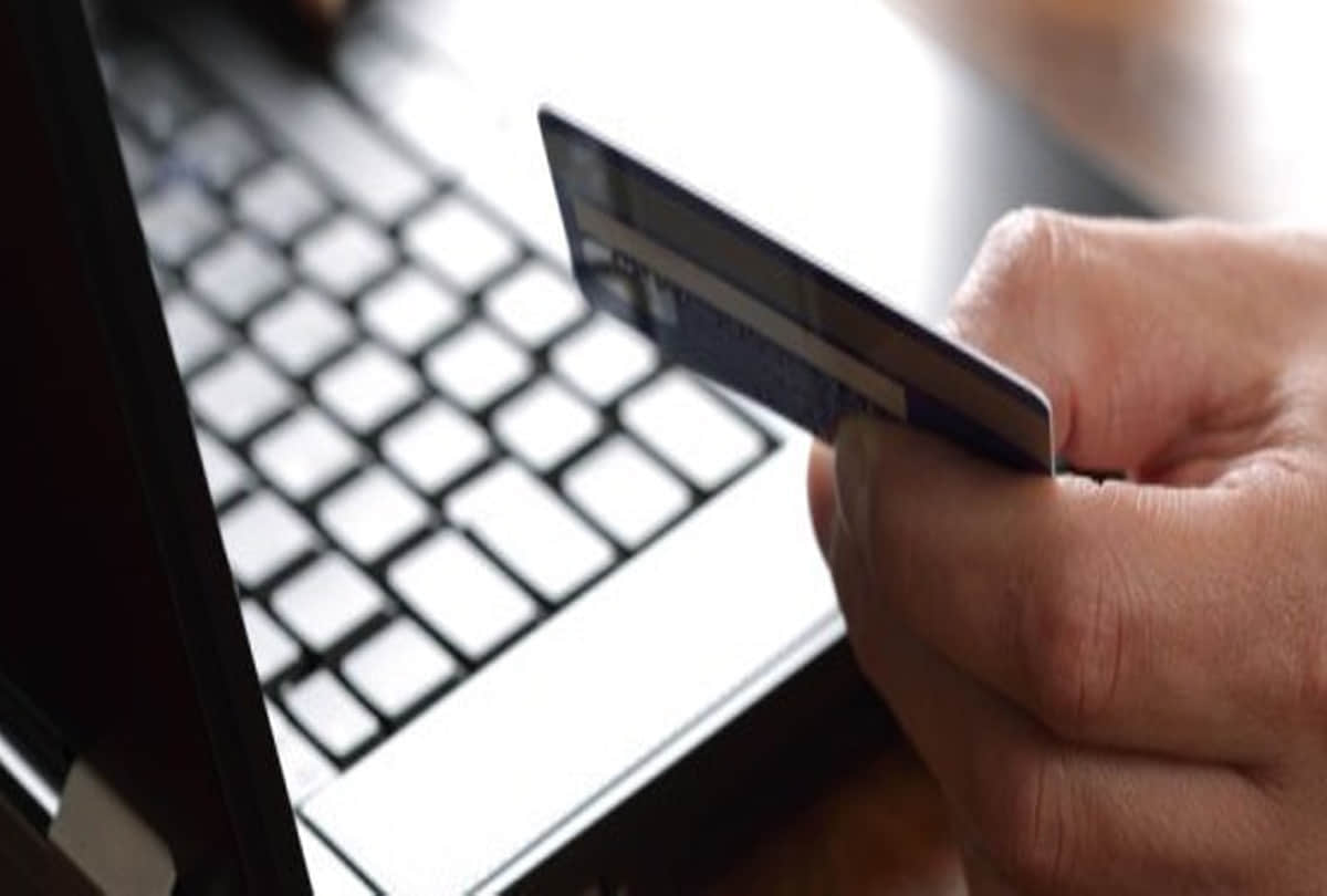 banks are planning to introduce new kind of atm card.