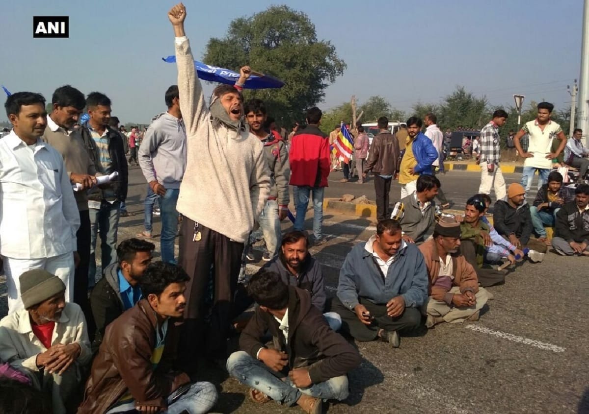 Maharashtra Voilence Over Bhima-Koregaon battle celebration spread to Gujarat