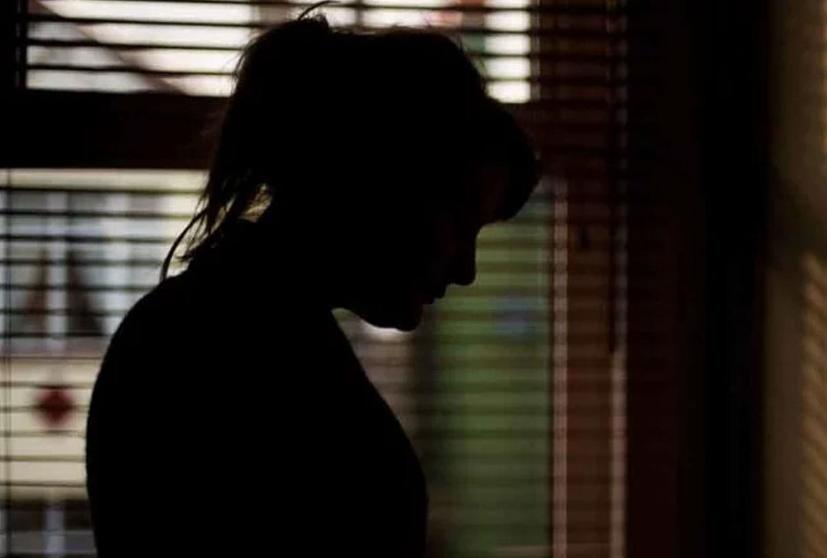 rape with girl in lucknow