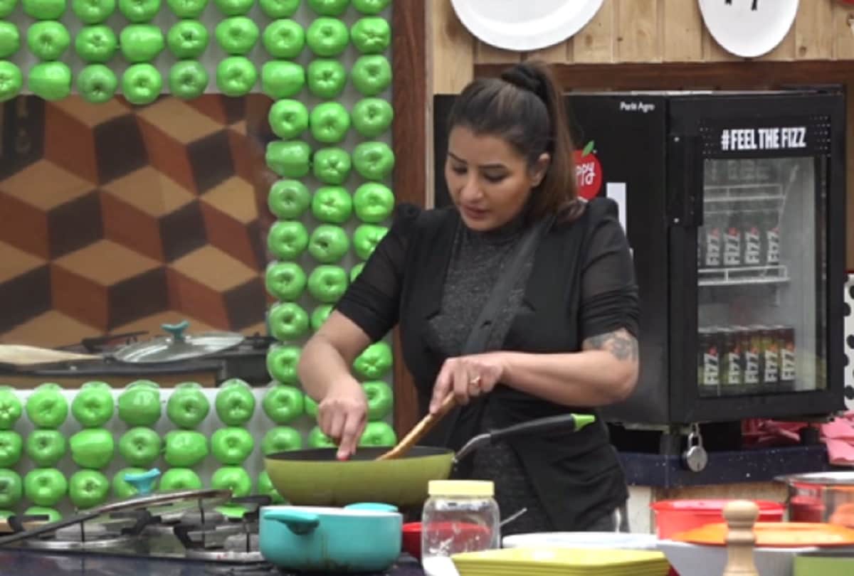 Bigg Boss 11 contestant Shilpa Shinde ditched Hina Khan in BB Mountain task 