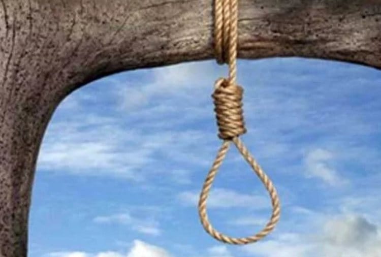 Lover couple suicide to hanging with tree in sonbhadra