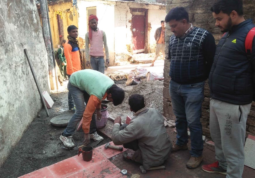 Tile laying work in the market