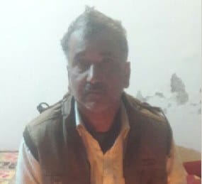 Man open fires on burglars, one injured