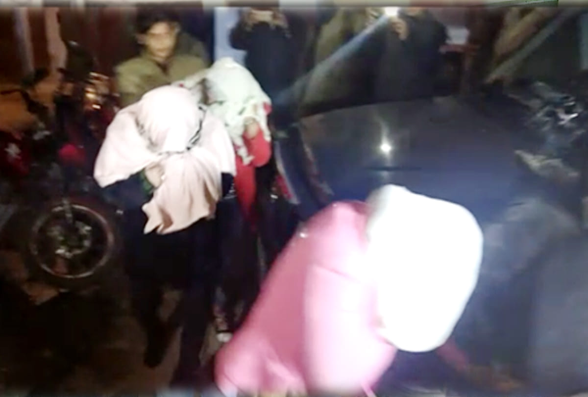 police caught a sex racket in kanpur