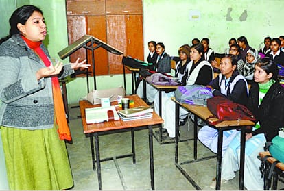 ias officer taken class in school of gonda district 