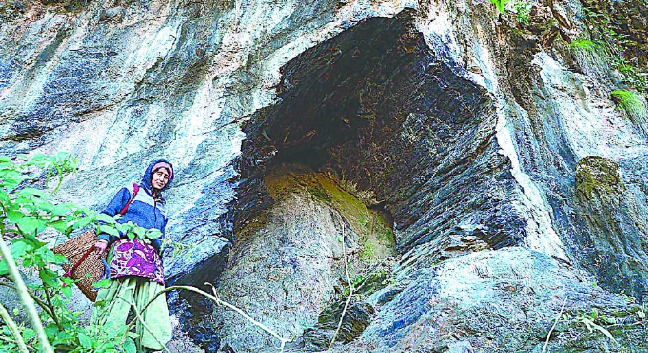 An amazing cave found in Daphila village of Thal