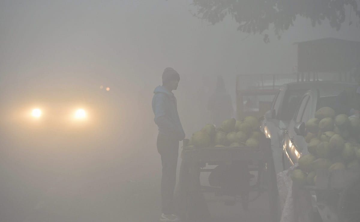 Fog and snowfall warning in uttarakhand
