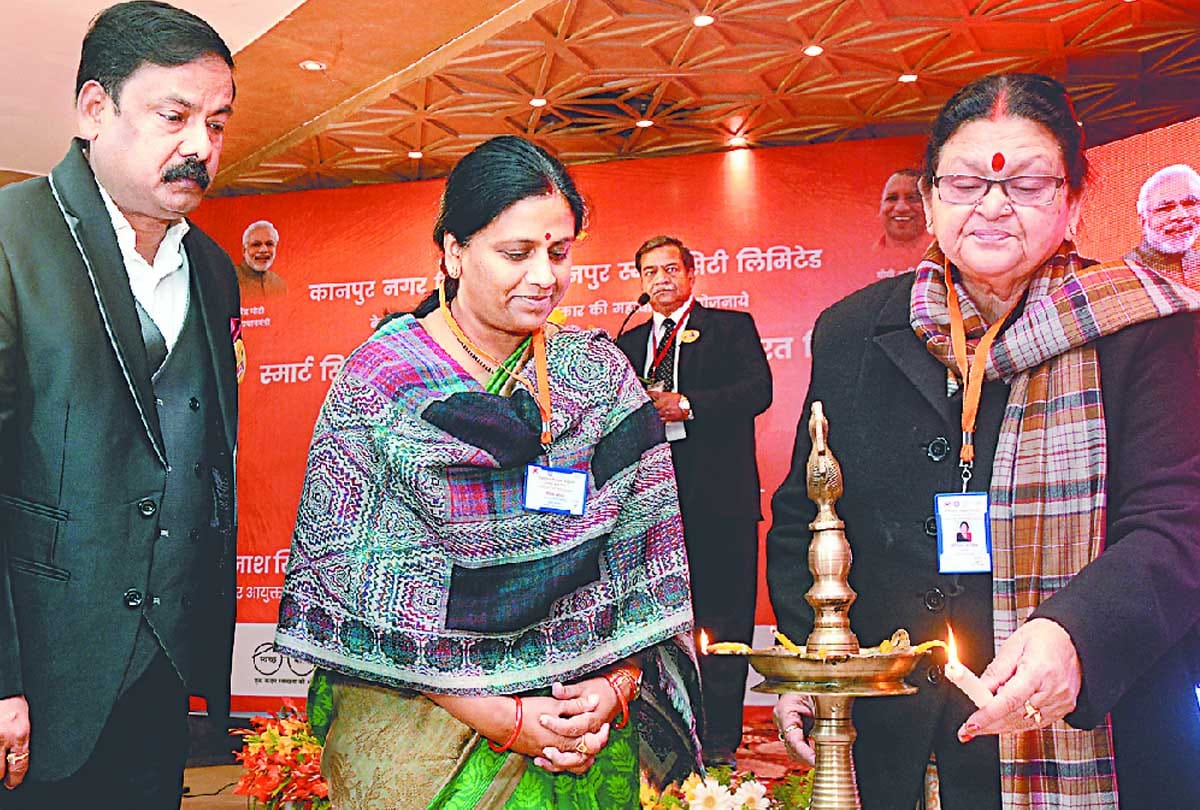 Kanpur mayor's verbal fight