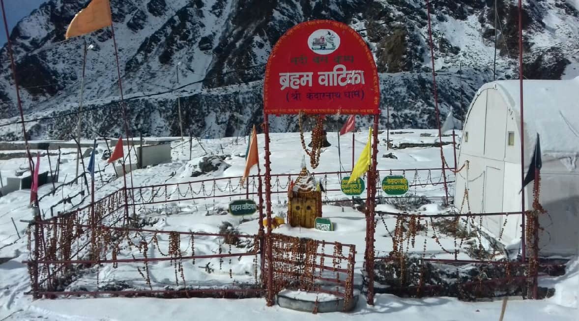 snowfall in kedarnath photos uttarakhand