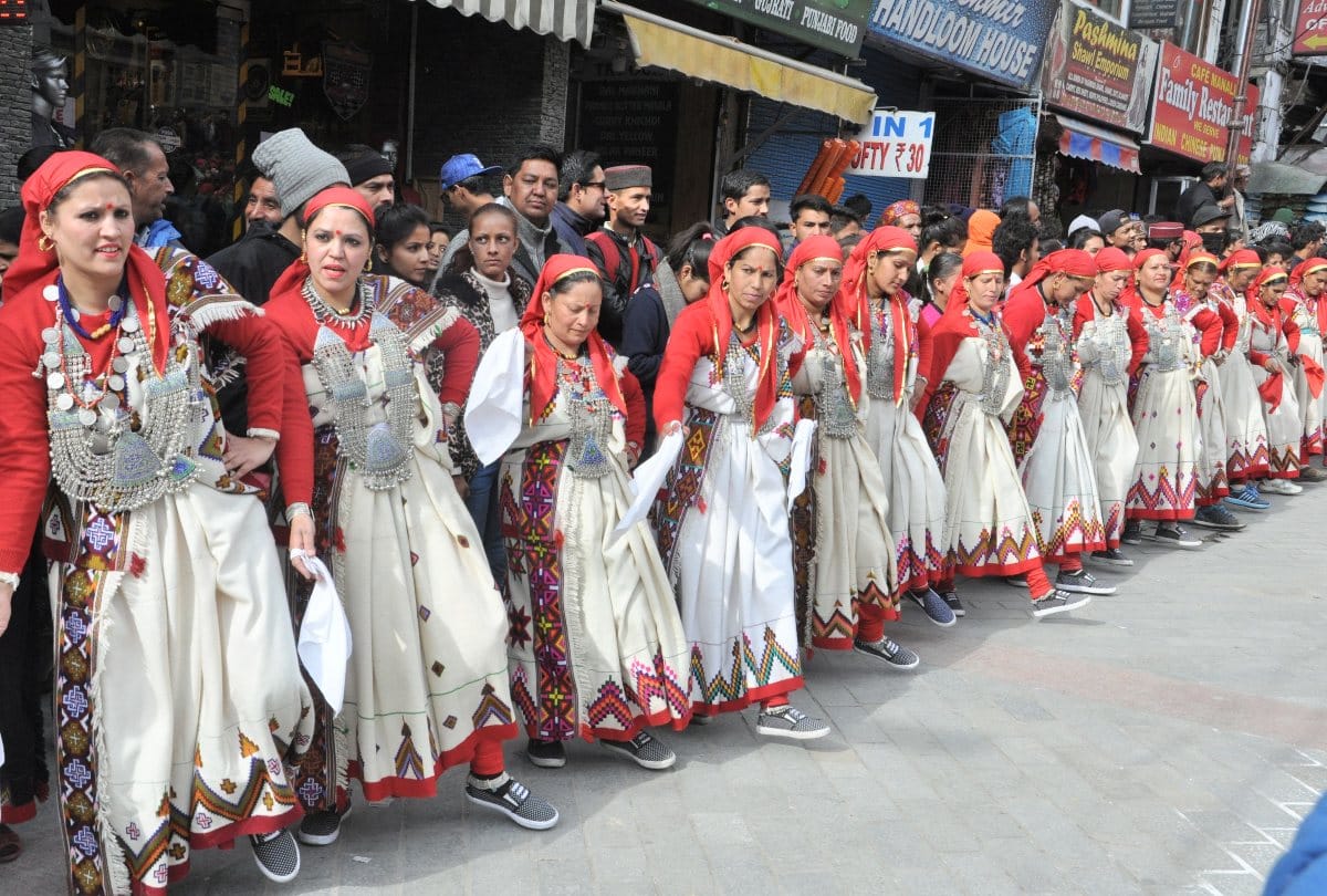 kullvi nati for preservation of local culture in kullu himachal pradesh