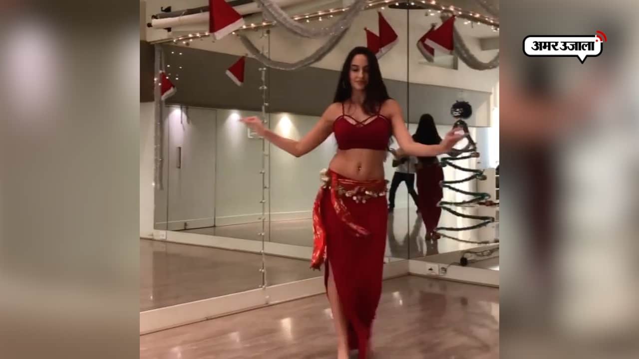 नोरा फतेही