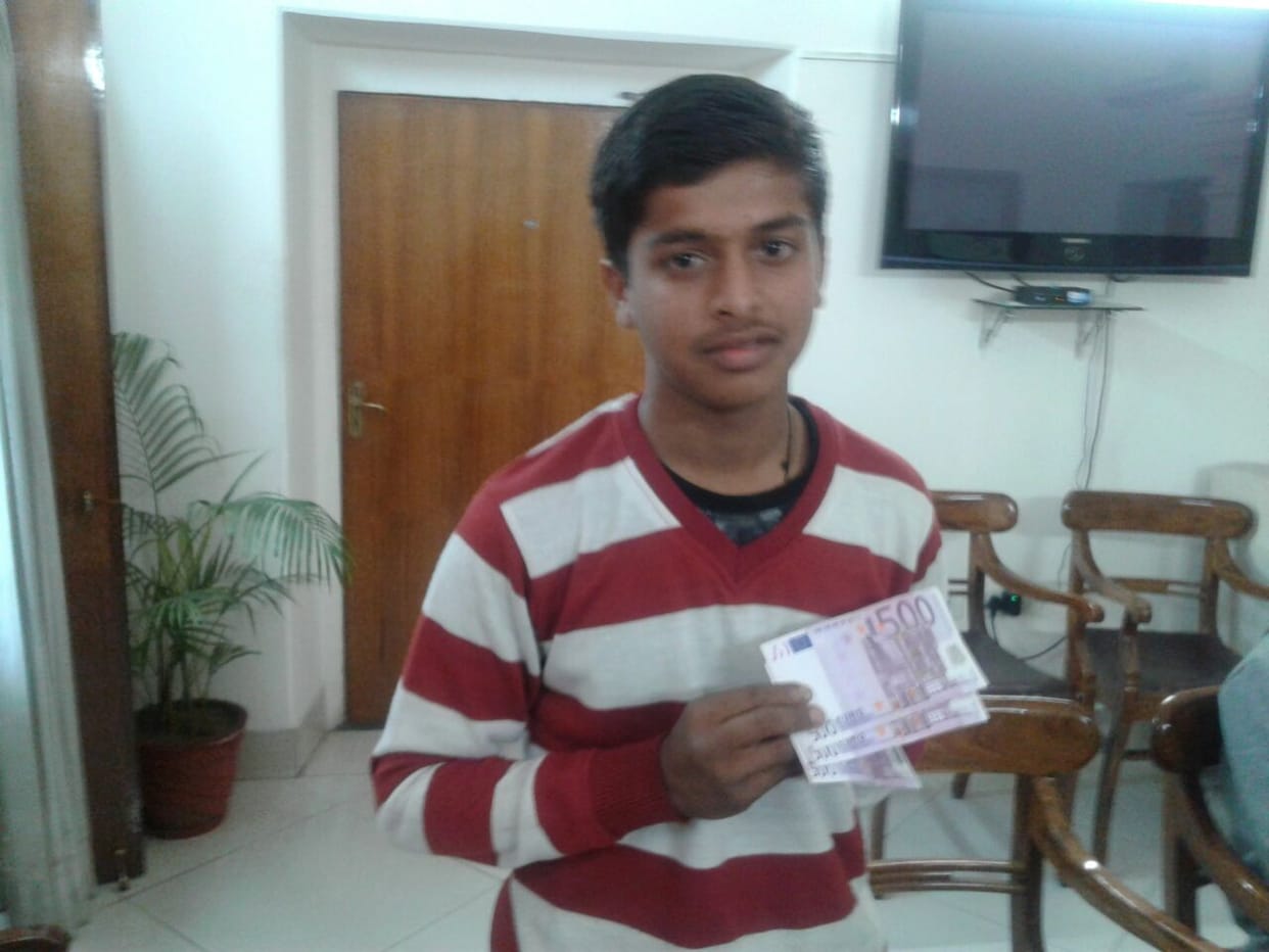 Student of the sos Balagram's jaipur, the example of the sincerity of presenting