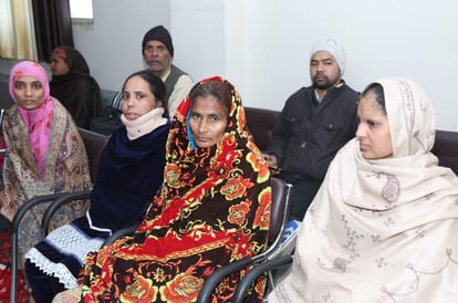 acid attack victim parents told their pain after treatment in haldwani