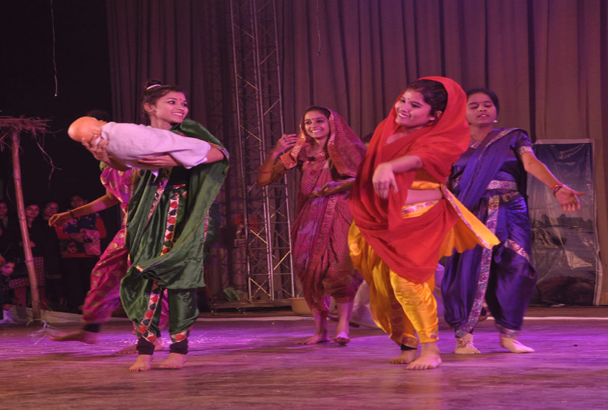 kanpur university yuva mahotsav start