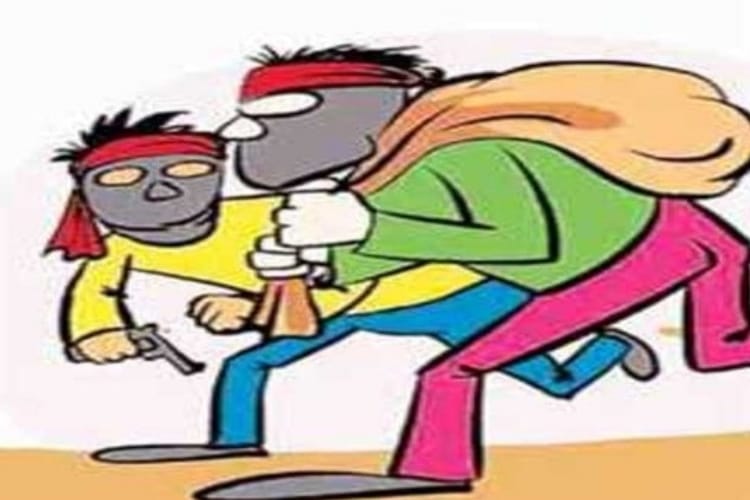 thieves robbed jewellery in lucknow