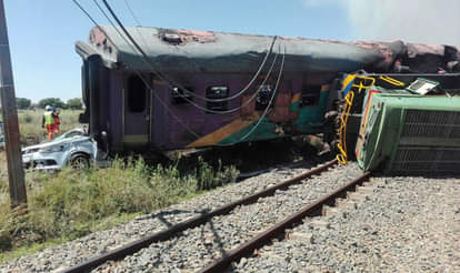 MORE THAN 15 DIES IN TRAIN ACCIDENT IN SOUTH AFRICA