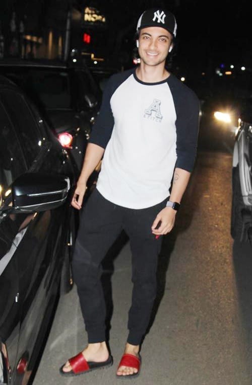 salman khan brother in law ayush sharma maintain stardom before his bollywood entry