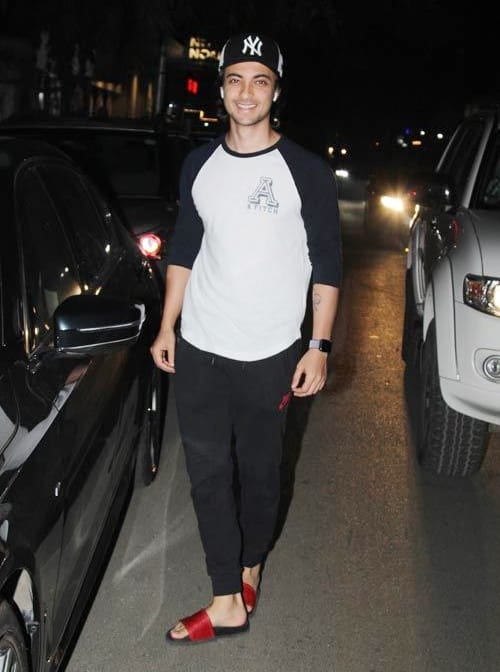 salman khan brother in law ayush sharma maintain stardom before his bollywood entry