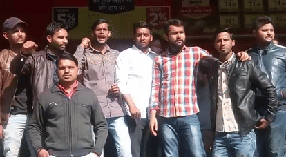 Reliance Fresh sells 'expired goods' to the customer in ajmer