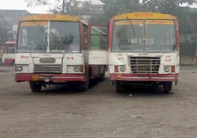 Drivers putting danger to travelers life by plying bus without fog lights