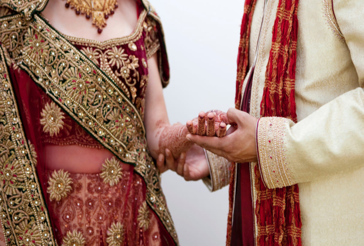 These 6 things about marriage parents never tell their daughter