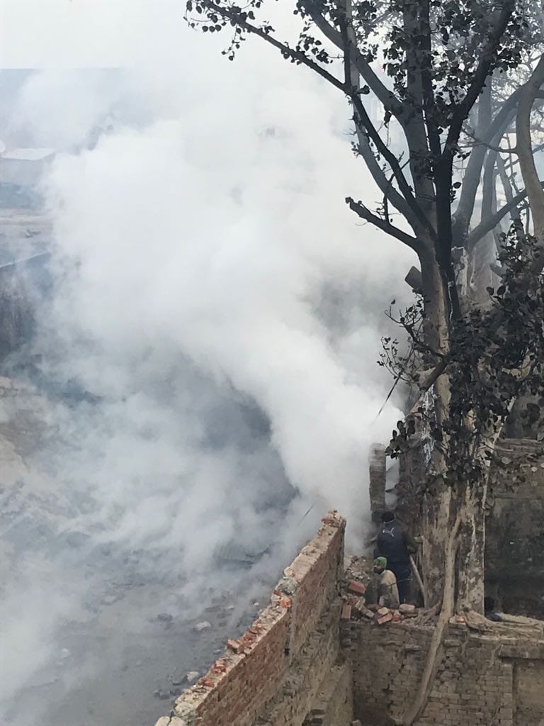 fire in flour mill in mainpuri