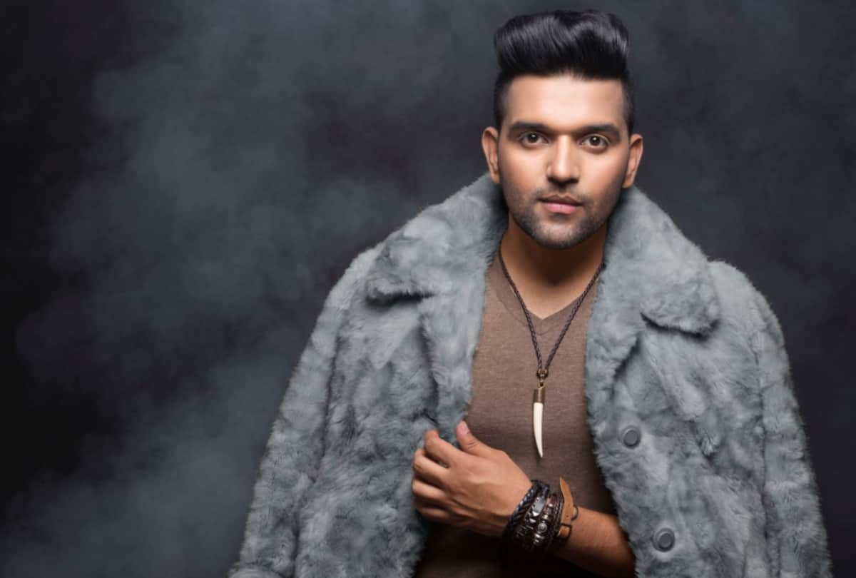 Madhuri dixit to Guru Randhawa many celebrities wished Salman Khan on his 55th Birthday
