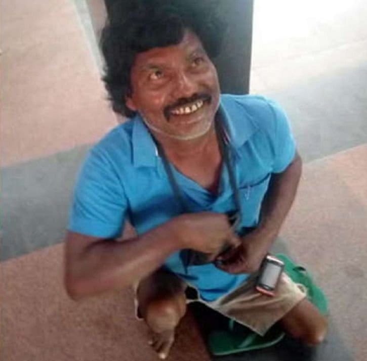 This beggar lives such life which you can not believe in Jharkhand 