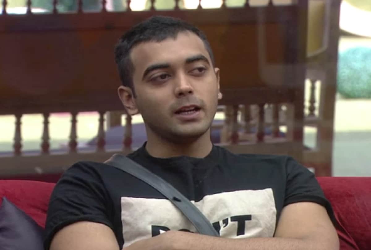 Before the elimination Luv Tyagi says Shilpa Shinde will get the Bigg Boss 11 trophy 