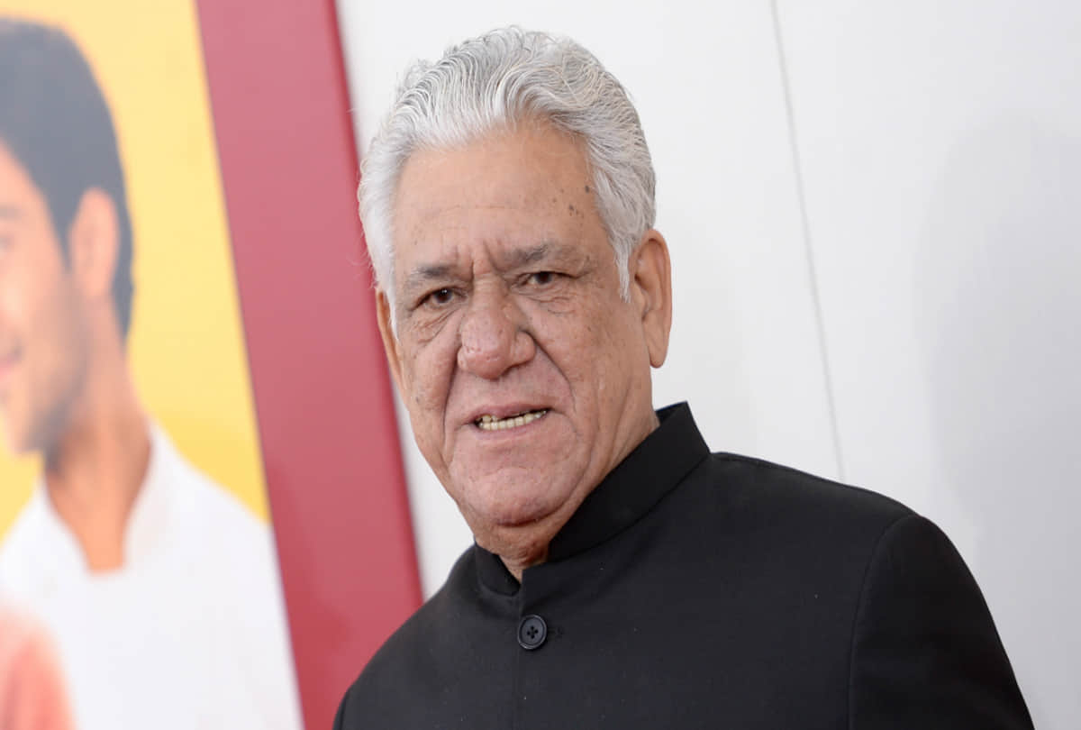 actor om puri birthday speacial know about his life unknown facts