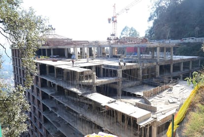 NO parking facility in shimla in next five years