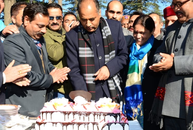 CM jairam thakur celebrated 53rd birthday