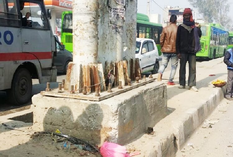 4 killed, national-level athlete injured in road mishap