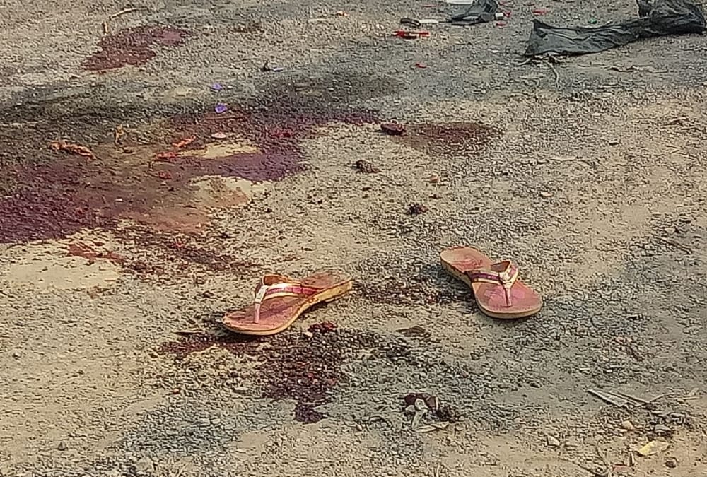 two women died in an accident in sultanpur.