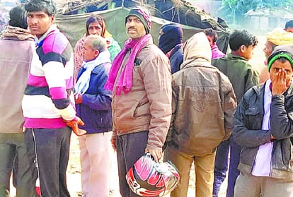 two women died in an accident in sultanpur.