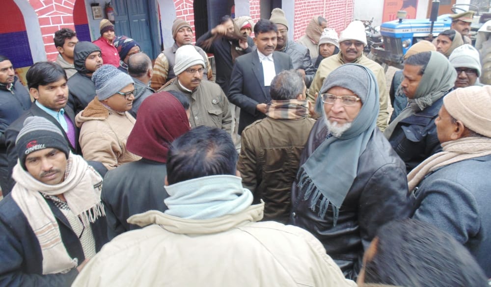 advocates agitated in kotwali