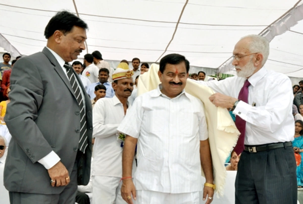 FIR against former sports minister Ayodhya prasad pal